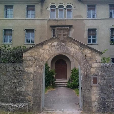 Gite d'étape Clos St Roch Viviers Exterior foto